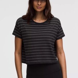 Lululemon Black White Stripe Cates Tee Size 4